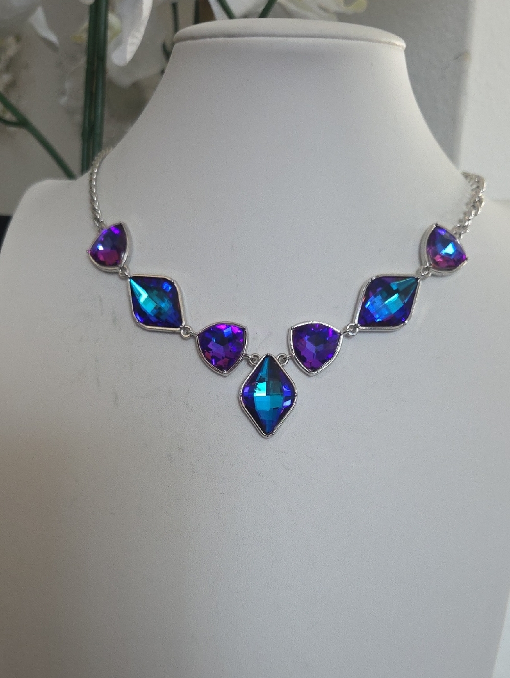 Paparazzi Glittering Purple Necklace NWT